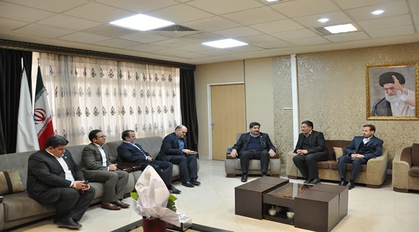 برگزاری جلسه مدیرعامل سازمان و مدیریت امور شعب بانک تجارت استان