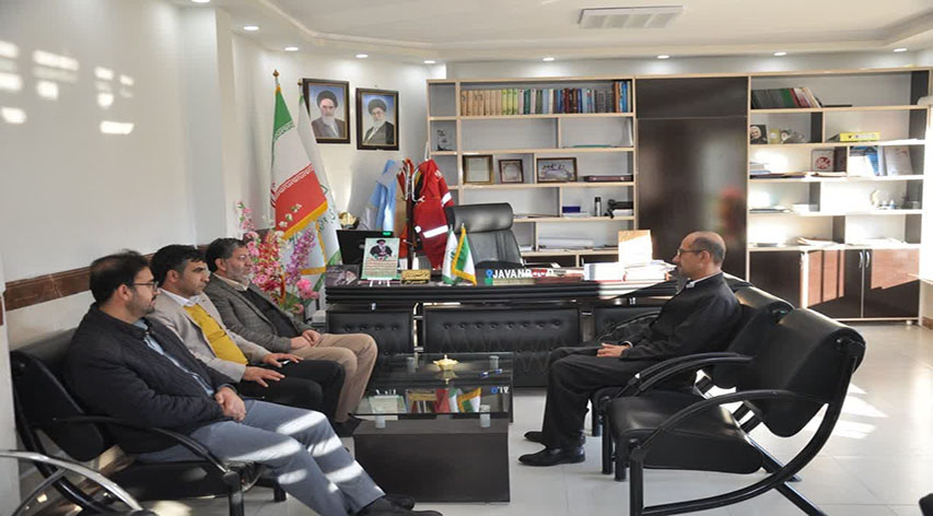 دیدار مدیر عامل سازمان همیاری شهرداری ها با شهردار جوانرود