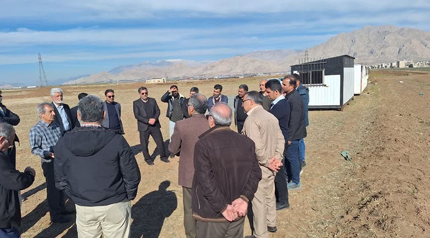 بازدید از پروژه های ۱۷ هکتاری عمرمل و ۶ هکتاری شهید آويني شهرک امام